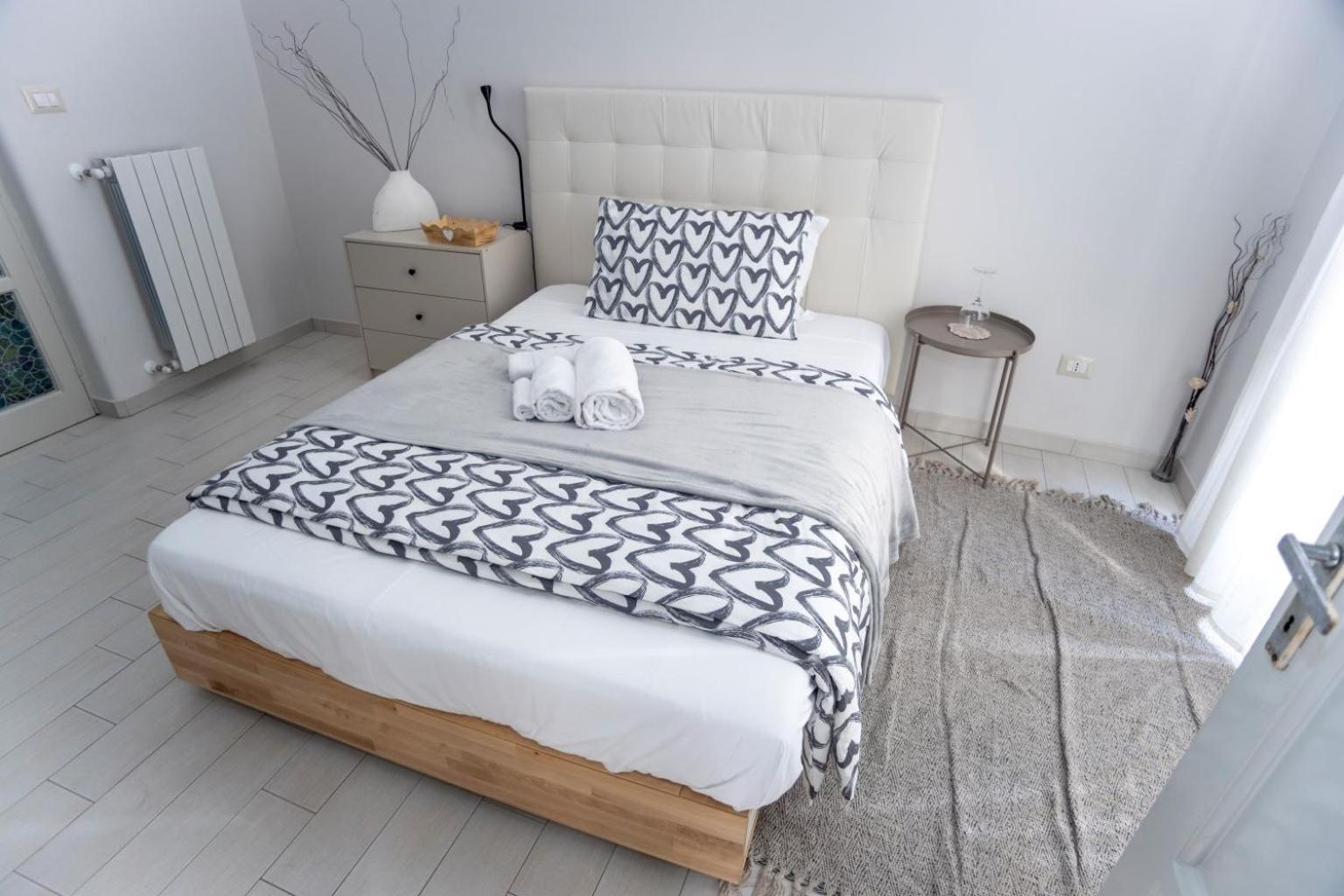 Shr-Sicily Holiday Rooms Katanya Dış mekan fotoğraf